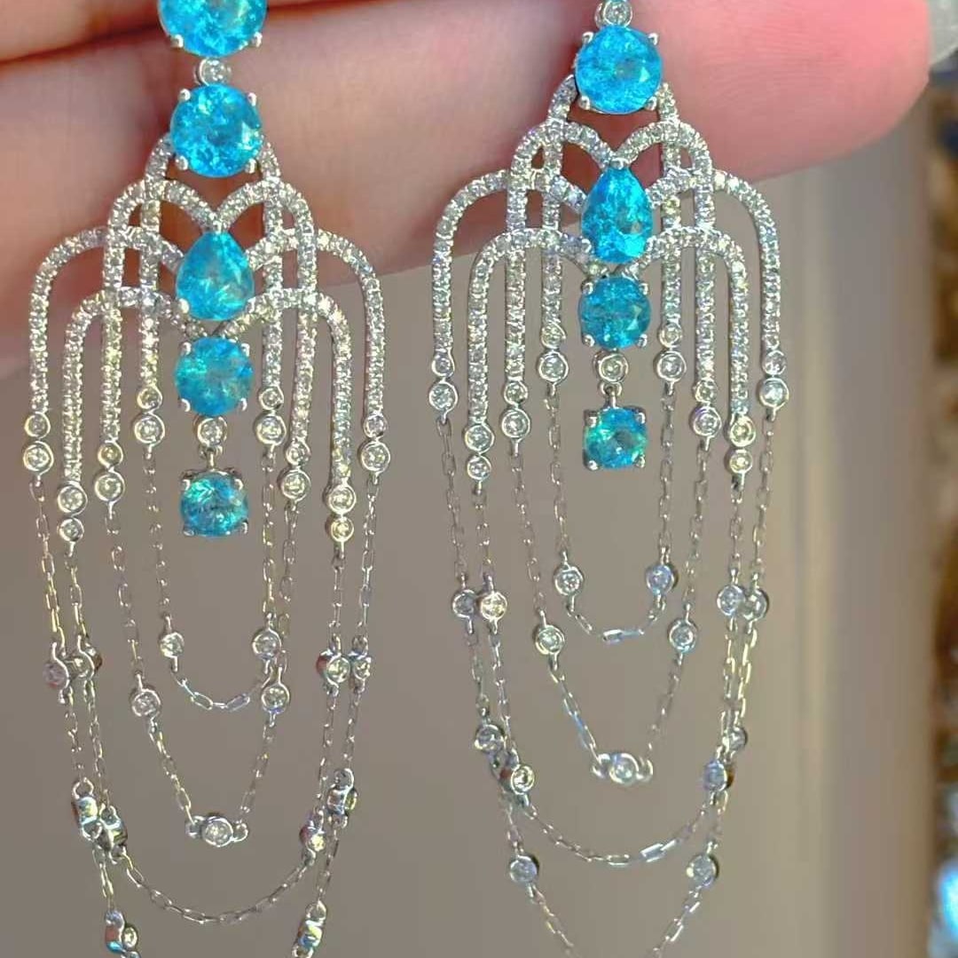 14k Gold 4.03 Ct Natural Paraiba Tourmaline & Diamond Earrings: Ref:231032313 // gold content:14k gold // main gemstone:paraiba tourmaline // shape:multiply // carat weight:4. 03ct // color:blue // treatment:natural // // adjacent gemstone 2 : diamond // shape:rou