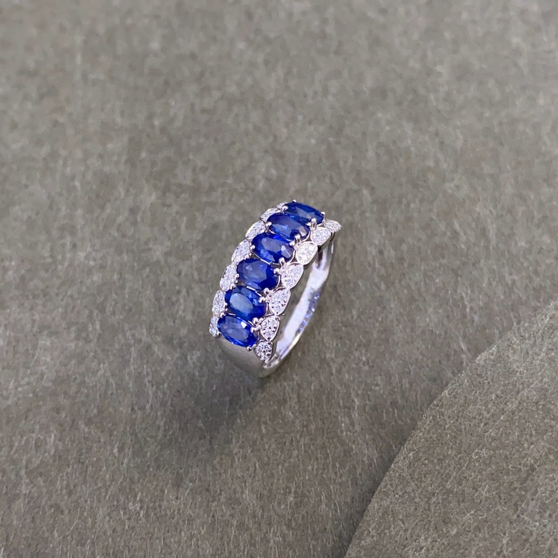 14k Gold 1.93 Ctw Natural Sapphire & Diamond Ring - 3