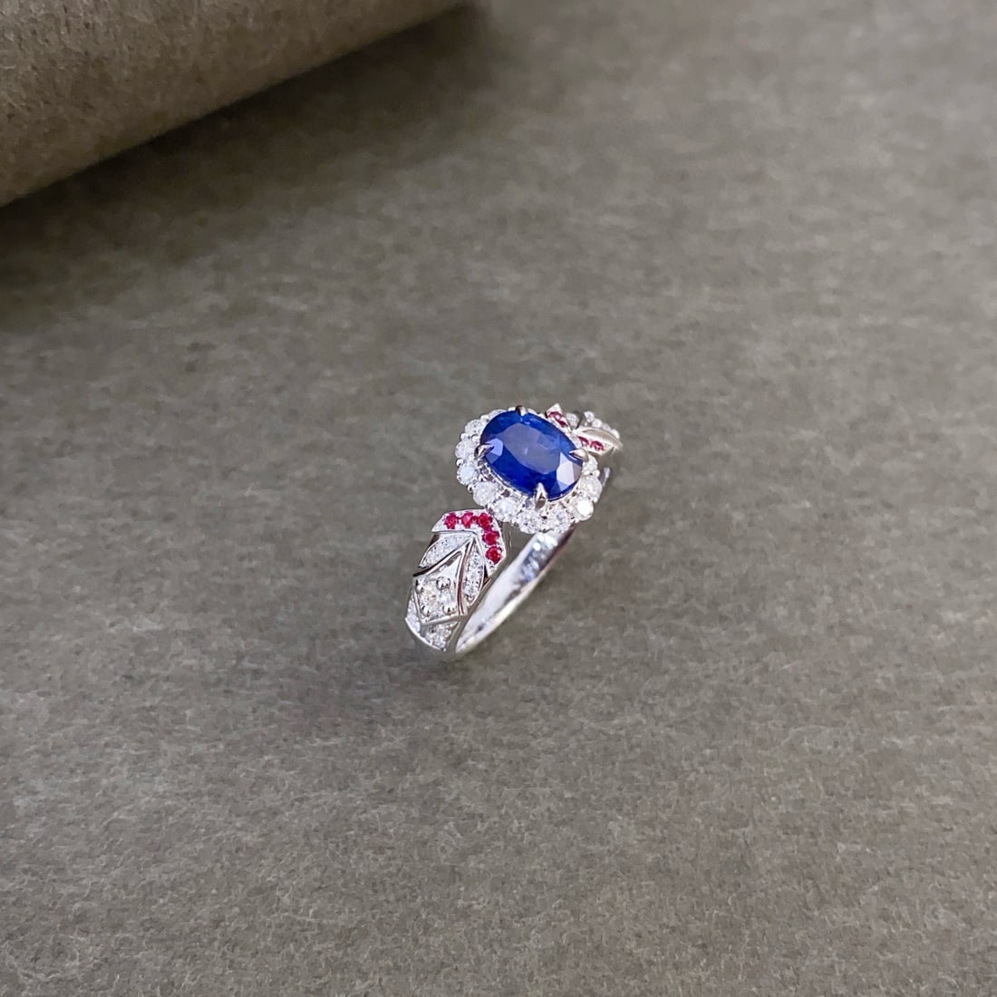 14k Gold 1.85 Ctw Natural Sapphire & Diamond Ring - 2