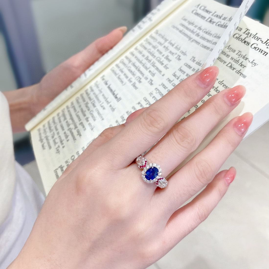 14k Gold 1.85 Ctw Natural Sapphire & Diamond Ring - 4