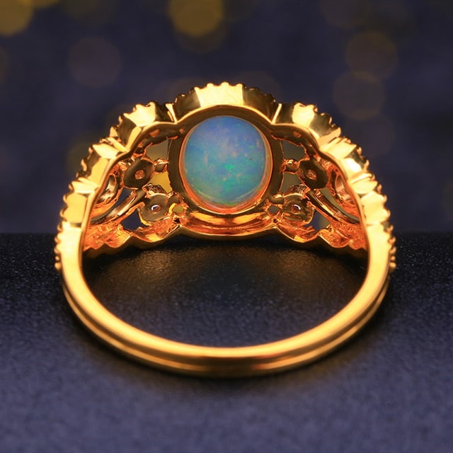 14k Gold 0.90 Ctw Natural Opal & Diamond Ring - 4