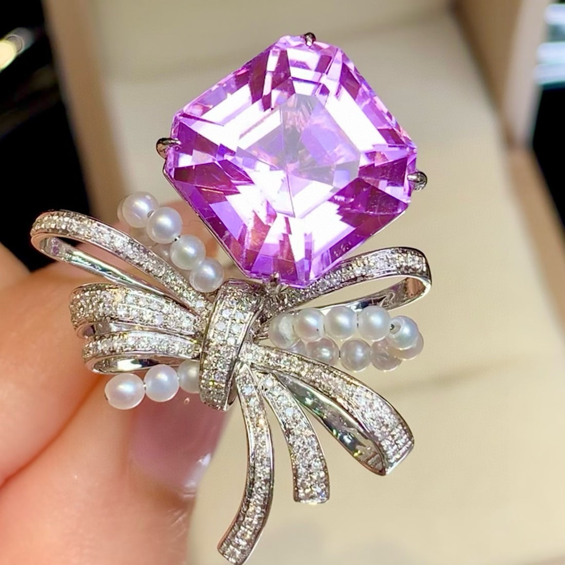 14k Gold 16.6 Ct Natural Kunzite & Diamond Ring - 5