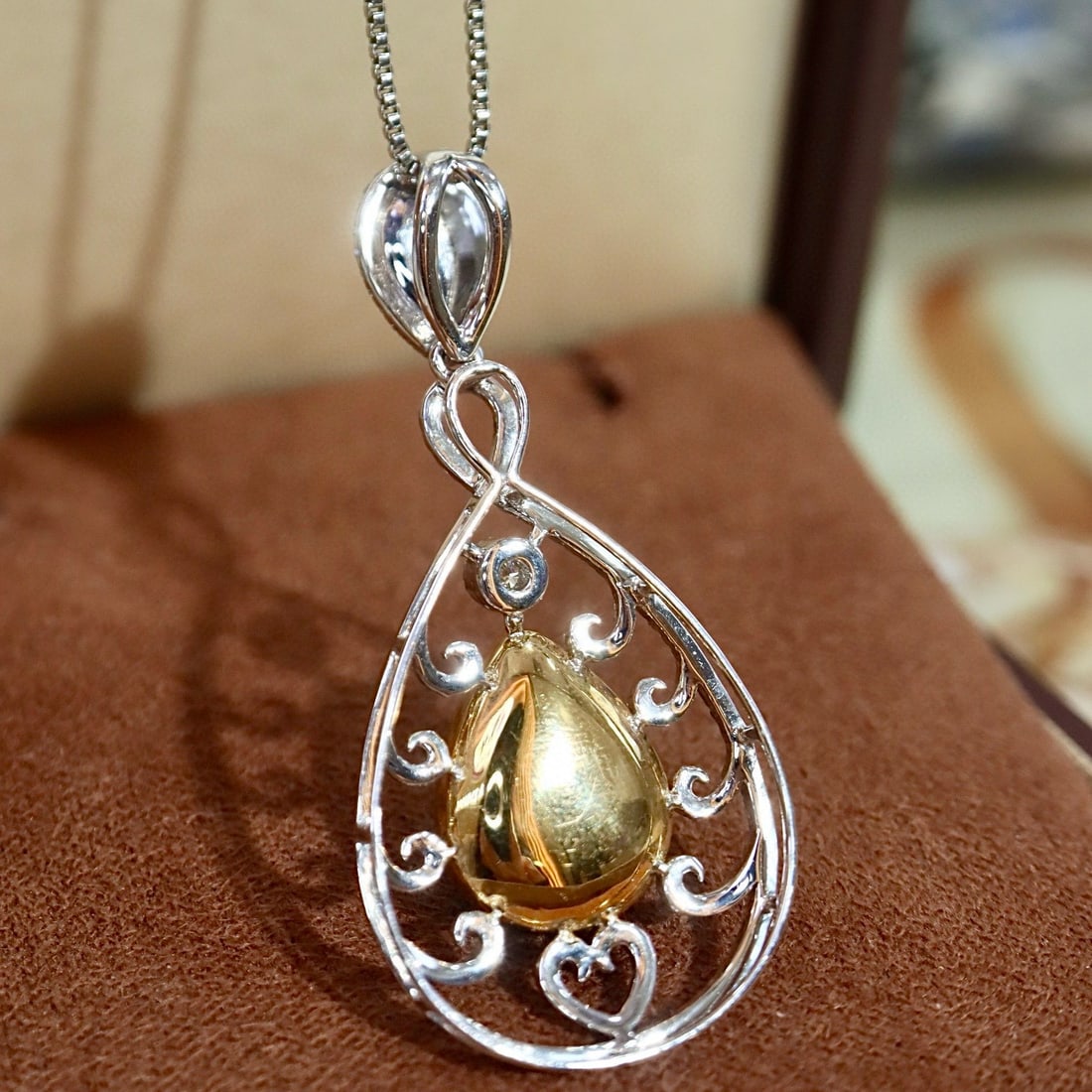 14k Gold 8.07 Ctw Vivid Green Natural Emerald & Diamond Pendant( Without Chain ) - 6