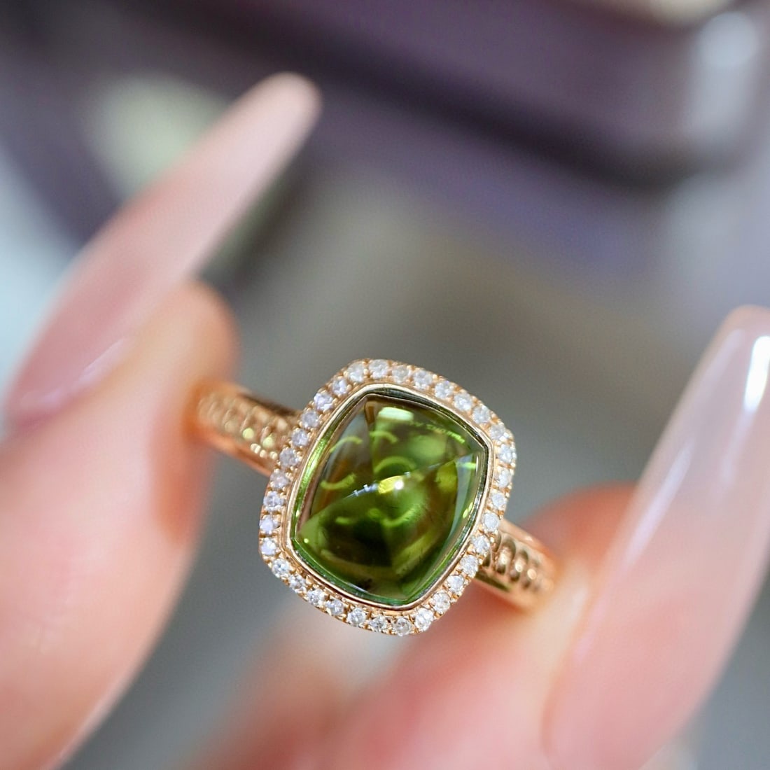 14k Gold 3.27 Ctw Natural Tourmaline & Diamond Ring: Ref:231032424 // gold content:14k gold // ring size:7. 25us // // main gemstone:tourmaline // shape:suger-loaf // carat weight:3. 12ct // color:green // treatment:natural // // adjacent gemstone 2 :