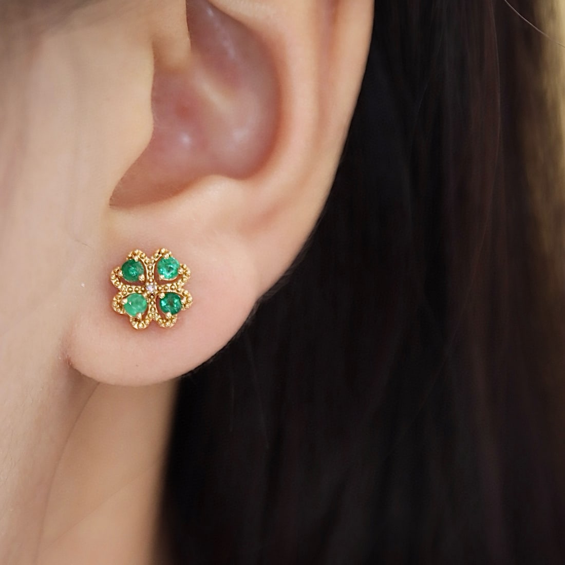14k Gold 0.50 Ct Natural Emerald Earrings - 3