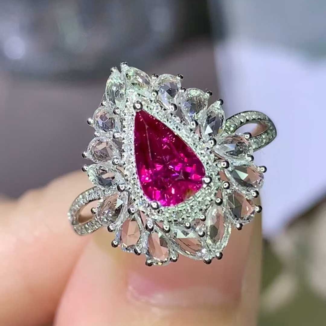 14k Gold 1.02 Ct Natural Ruby & Diamond & Sapphire Ring: Ref:231032440 // gold content:14k gold // ring size:7. 25us // // main gemstone:ruby // shape:pear // carat weight:1. 02ct // color:red // treatment:natural // // adjacent gemstone 2 : diamond // shap