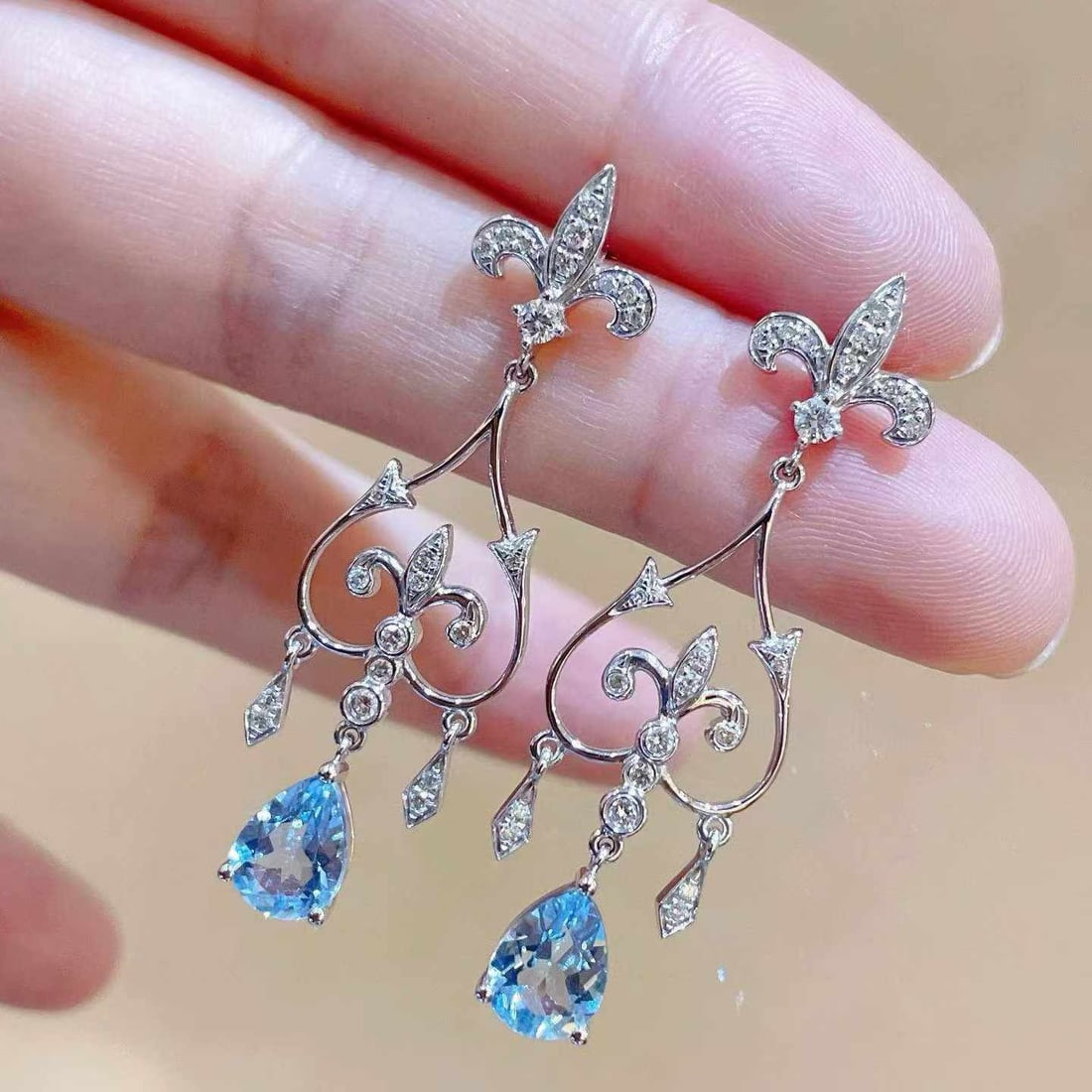 14k Gold 2.35 Ctw Natural Aquamarine & Diamond Earrings - 5