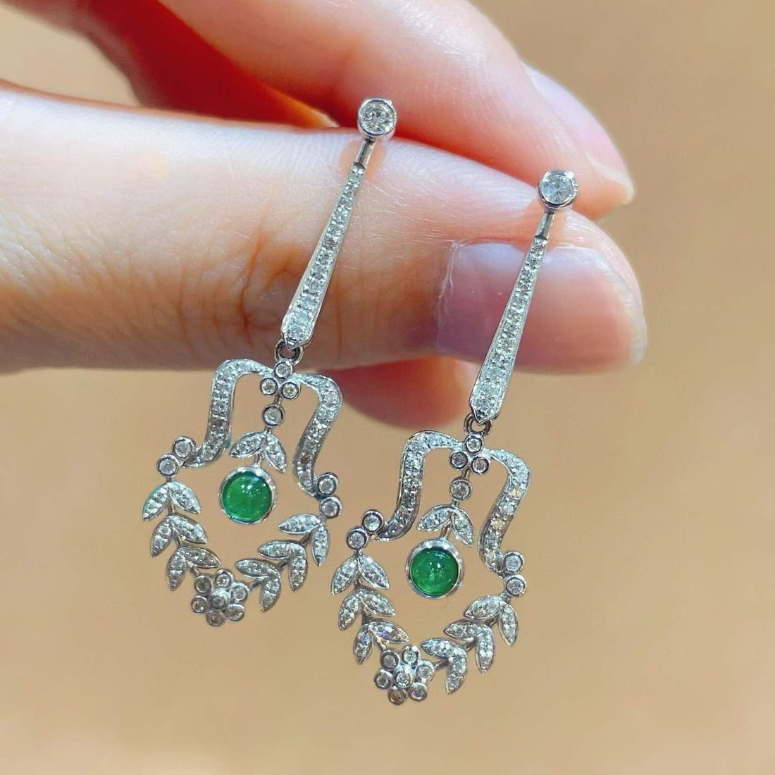 14k Gold 0.70 Ctw Natural Emerald & Diamond Earrings - 2