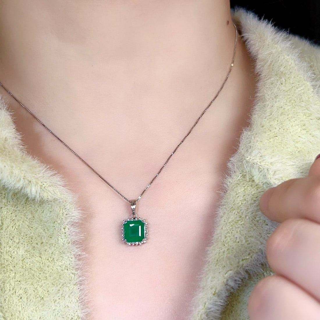 14k Gold 2.98 Ctw Natural Emerald & Diamond Pendant( Without Chain ) - 4