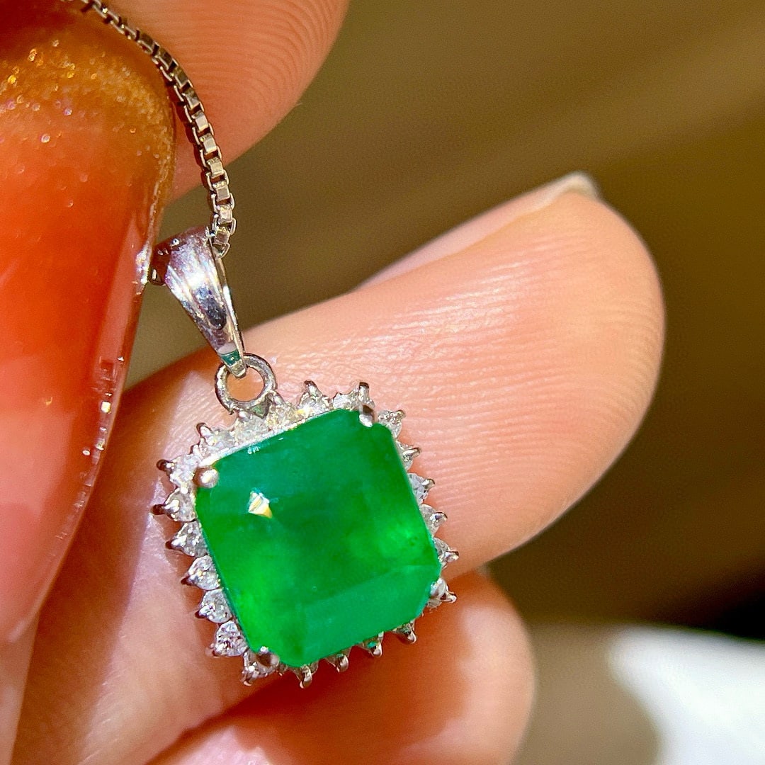 14k Gold 2.98 Ctw Natural Emerald & Diamond Pendant( Without Chain ) - 5