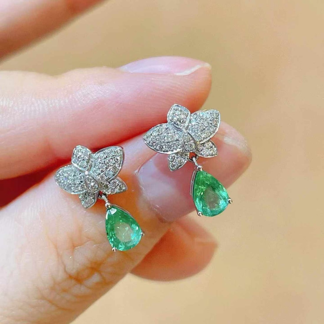 14k Gold 1.11 Ctw Natural Emerald & Diamond Earrings - 2
