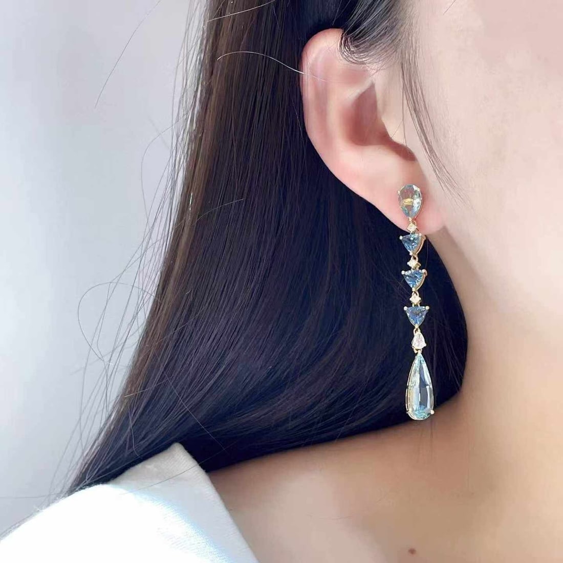 14k Gold 8.24 Ctw Natural Aquamarine & Diamond Earrings - 4