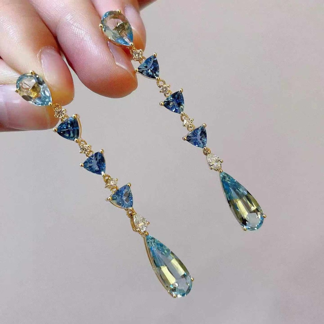 14k Gold 8.24 Ctw Natural Aquamarine & Diamond Earrings - 6