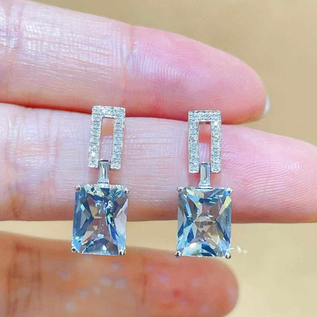 14k Gold 4.15 Ctw Natural Aquamarine & Diamond Earrings - 4