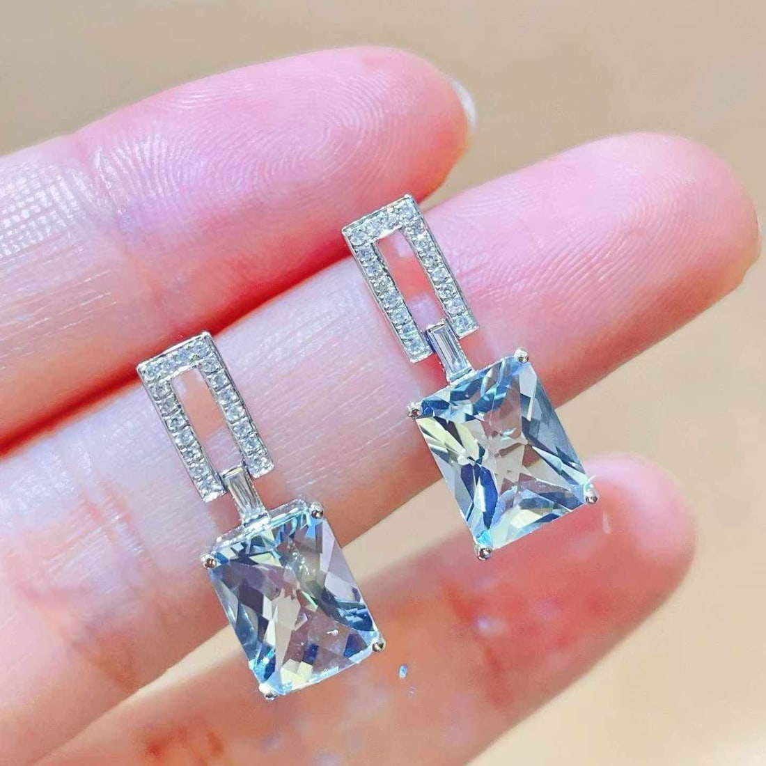14k Gold 4.15 Ctw Natural Aquamarine & Diamond Earrings - 5