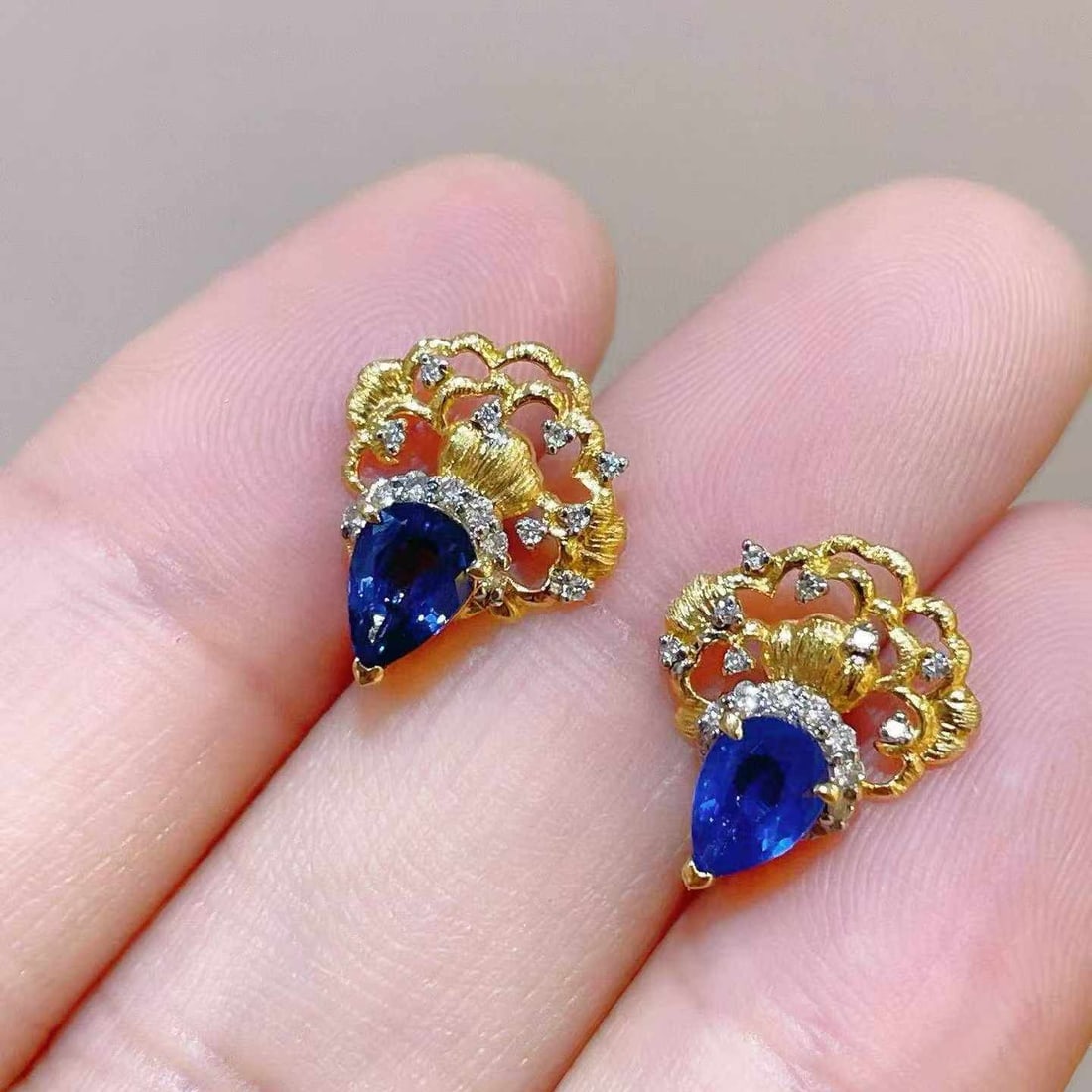 14k Gold 1.25 Ctw Natural Sapphire & Diamond Earrings - 5