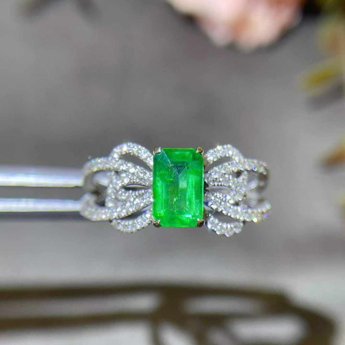 14k Gold 1.05 Ctw Natural Emerald & Diamond Ring - 5
