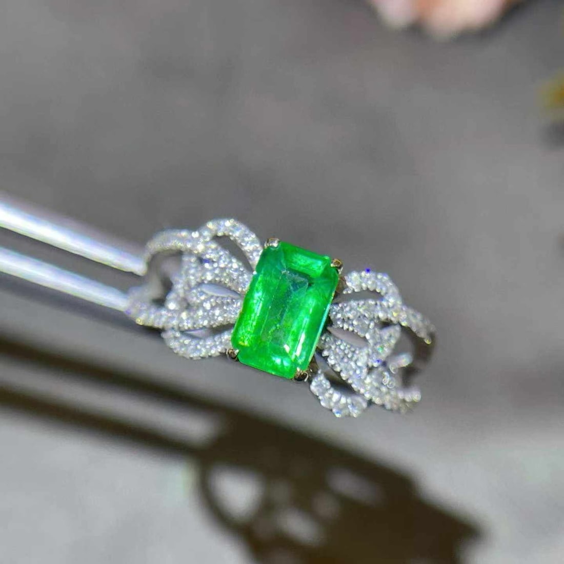 14k Gold 1.05 Ctw Natural Emerald & Diamond Ring - 6
