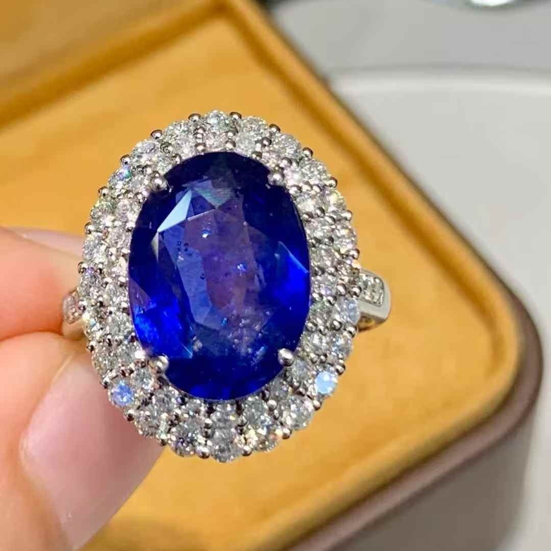 14k Gold 5.85 Ct Natural Sapphire & Diamond Ring - 2