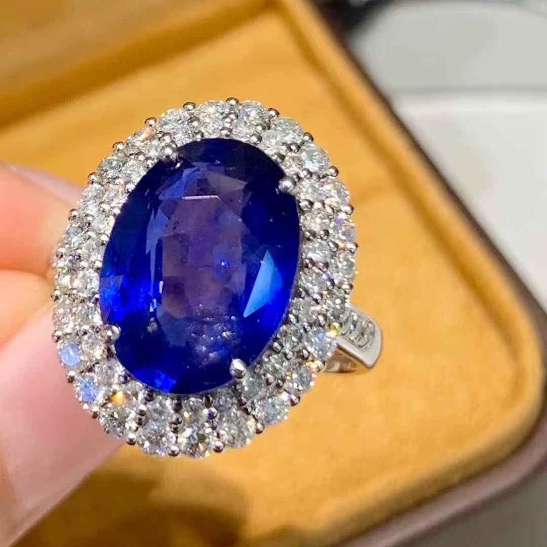 14k Gold 5.85 Ct Natural Sapphire & Diamond Ring - 5