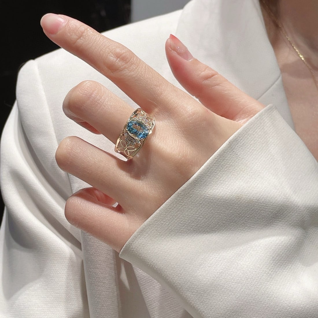 14k Gold 1.75 Ct Natural Aquamarine & Diamond Ring - 5