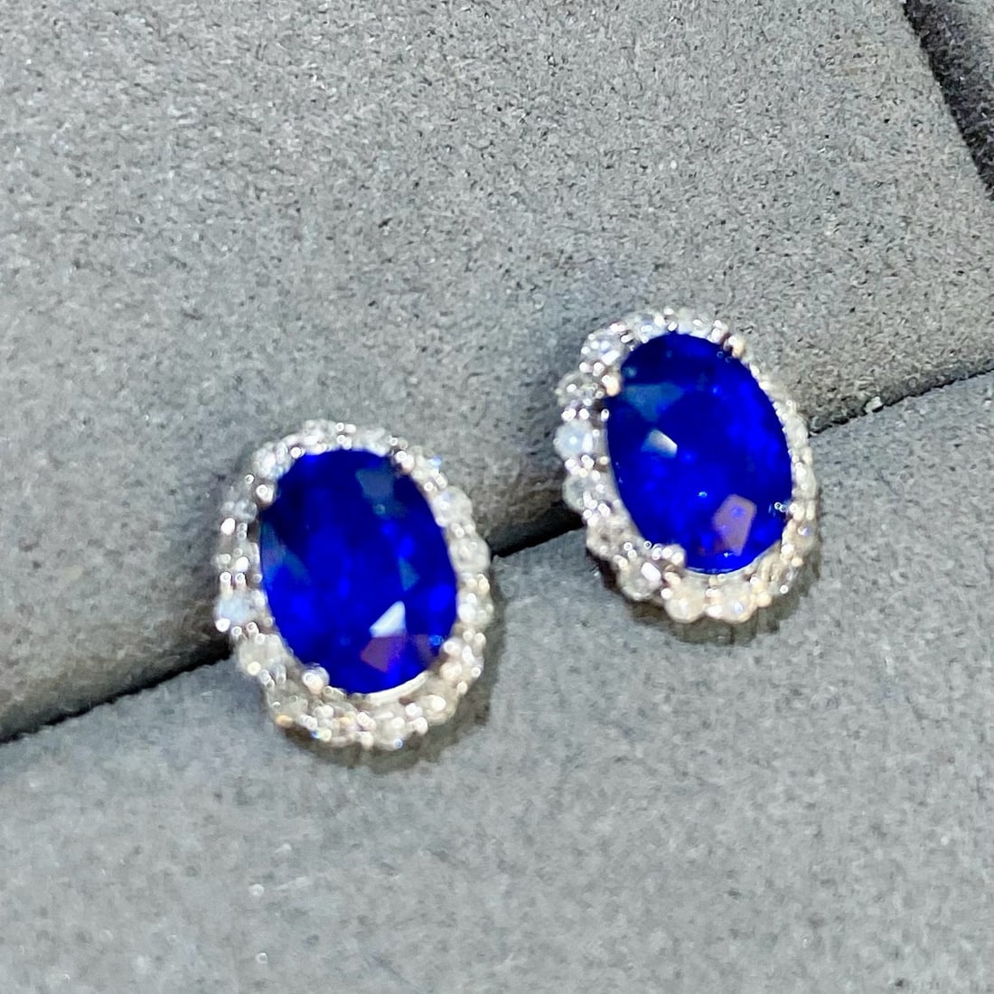 14k Gold 2.53 Ctw Natural Sapphire & Diamond Earrings - 2