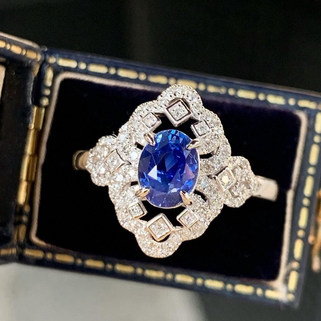 14k Gold 1.37 Ctw Natural Sapphire & Diamond Ring: Ref:231033179 // gold content:14k gold // ring size:7. 25us // // main gemstone:sapphire // shape:oval // carat weight:1. 1ct // color:blue // treatment:natural // // adjacent gemstone 2 : diamond //