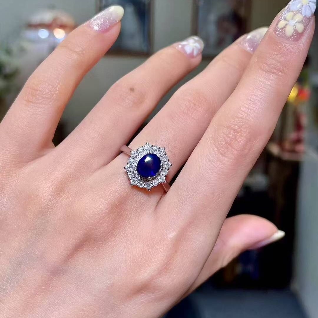 14k Gold 1.90 Ctw Natural Sapphire & Diamond Ring - 4