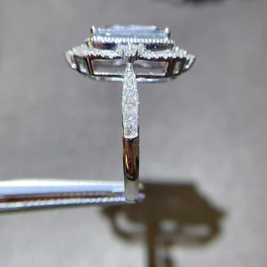 14k Gold 2.57 Ctw Natural Aquamarine & Diamond Ring - 4