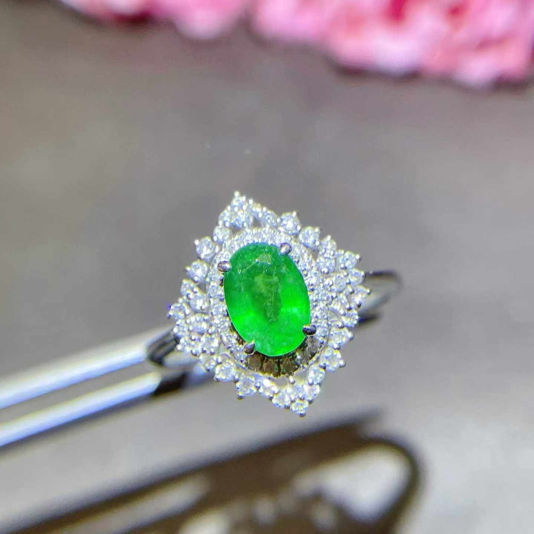 14k Gold 1.12 Ctw Natural Emerald & Diamond Ring - 3
