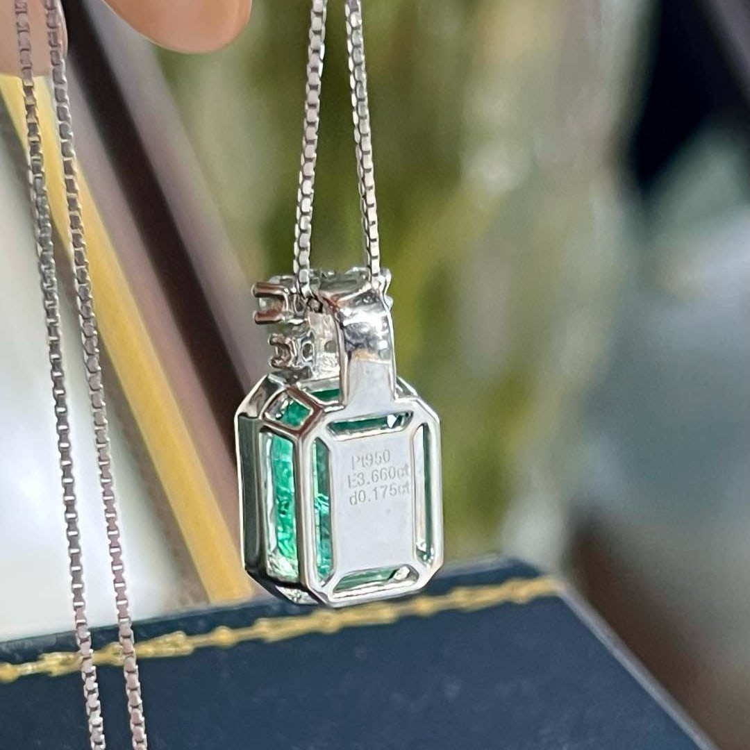 14k Gold 3.83 Ctw Natural Emerald & Diamond Pendant( Without Chain ) - 2