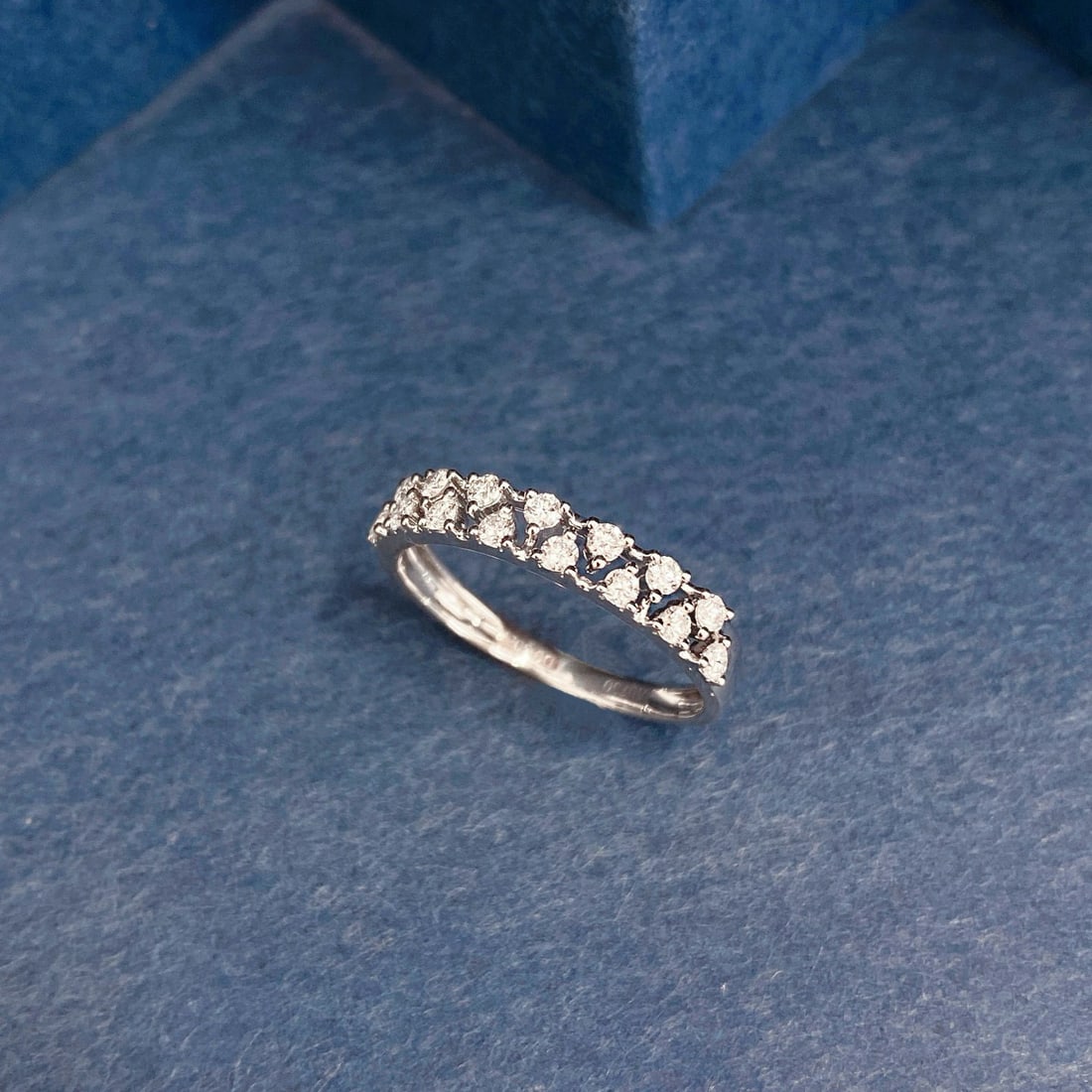 14k Gold 0.3 Ct Natural H Diamond Ring: Ref:231033206 // gold content:14k gold // ring size:7. 25us // // main gemstone:diamond // shape:round // carat weight:0. 3ct // clarity grade:vs-si // color:h // treatment:natural // cut grade:g //