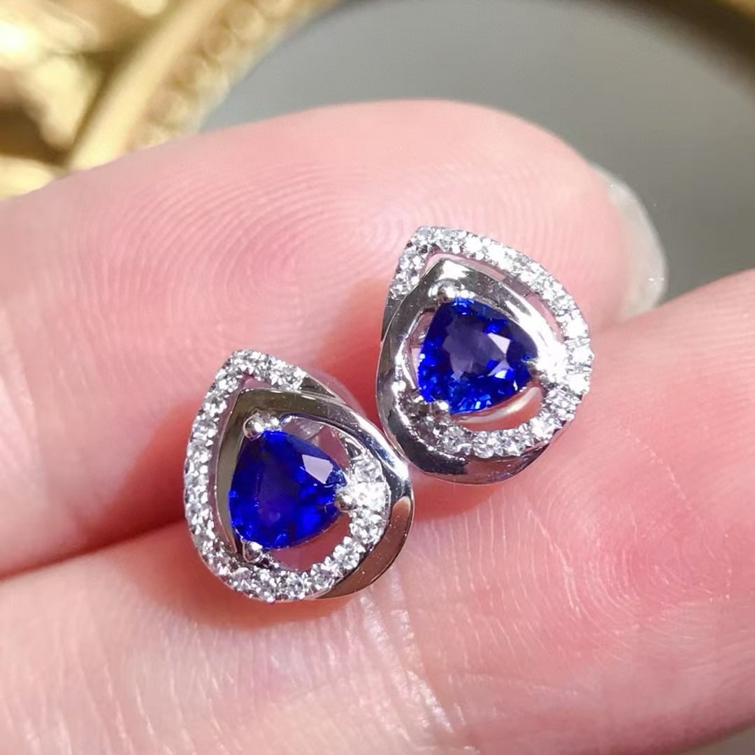 14k Gold 0.6 Ct Natural Sapphire & Diamond Earrings - 2