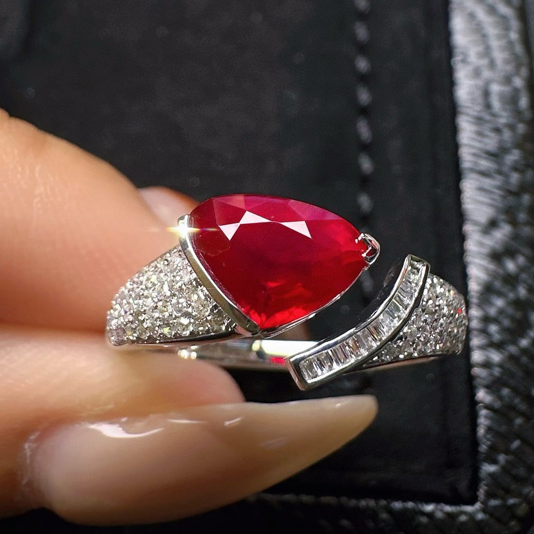 14k Gold 1.29 Ct Natural Ruby & Diamond Ring - 3