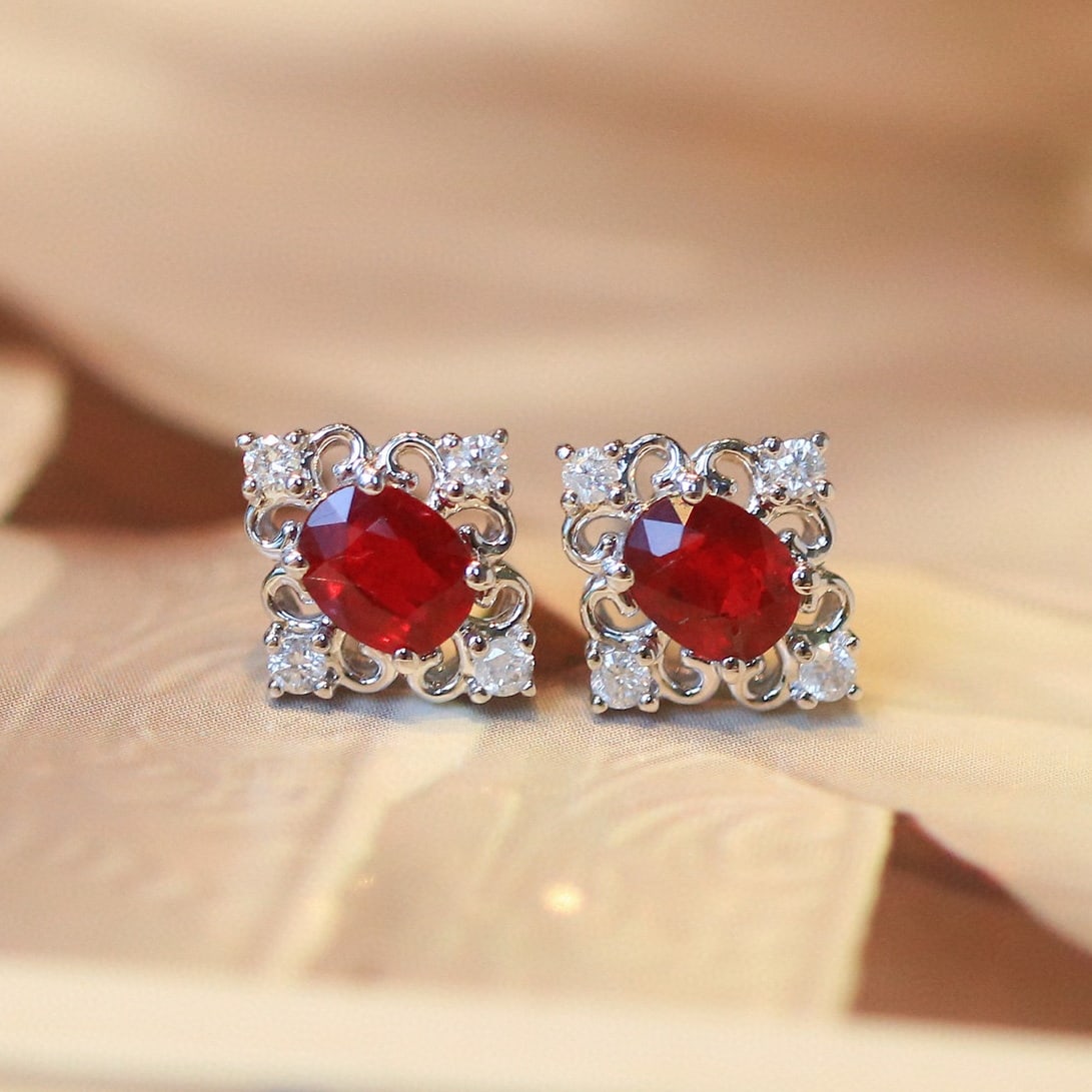 14k Gold 0.82 Ctw Natural Ruby & Diamond Earrings - 4