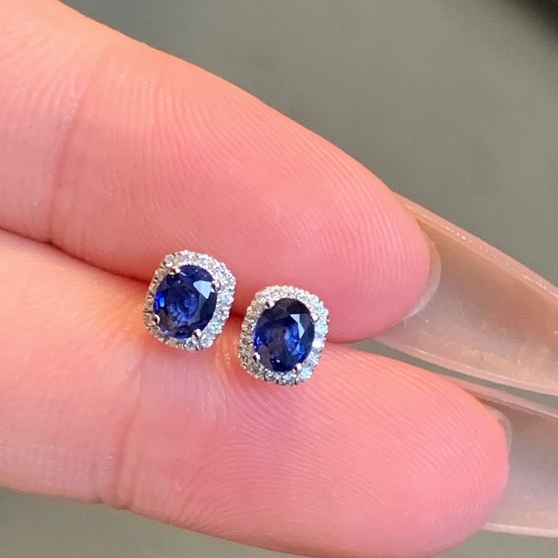 14k Gold 0.75 Ctw Natural Sapphire & Diamond Earrings - 3