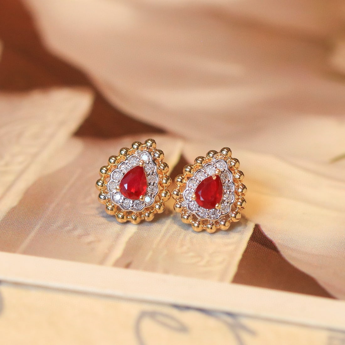 14k Gold 0.62 Ctw Natural Ruby & Diamond Earrings - 5