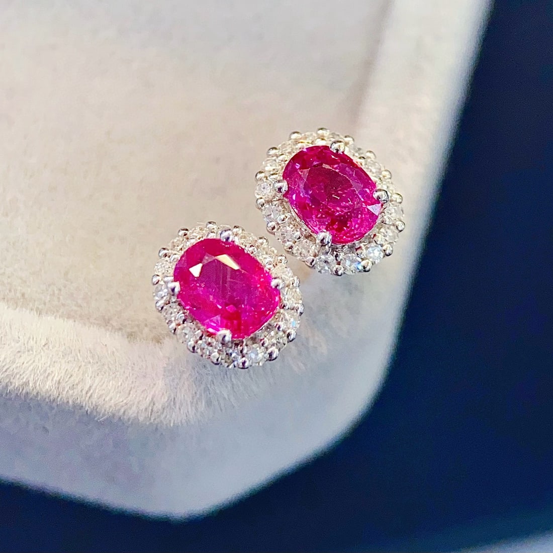 14k Gold 0.9 Ct Natural Ruby & Diamond Earrings - 3
