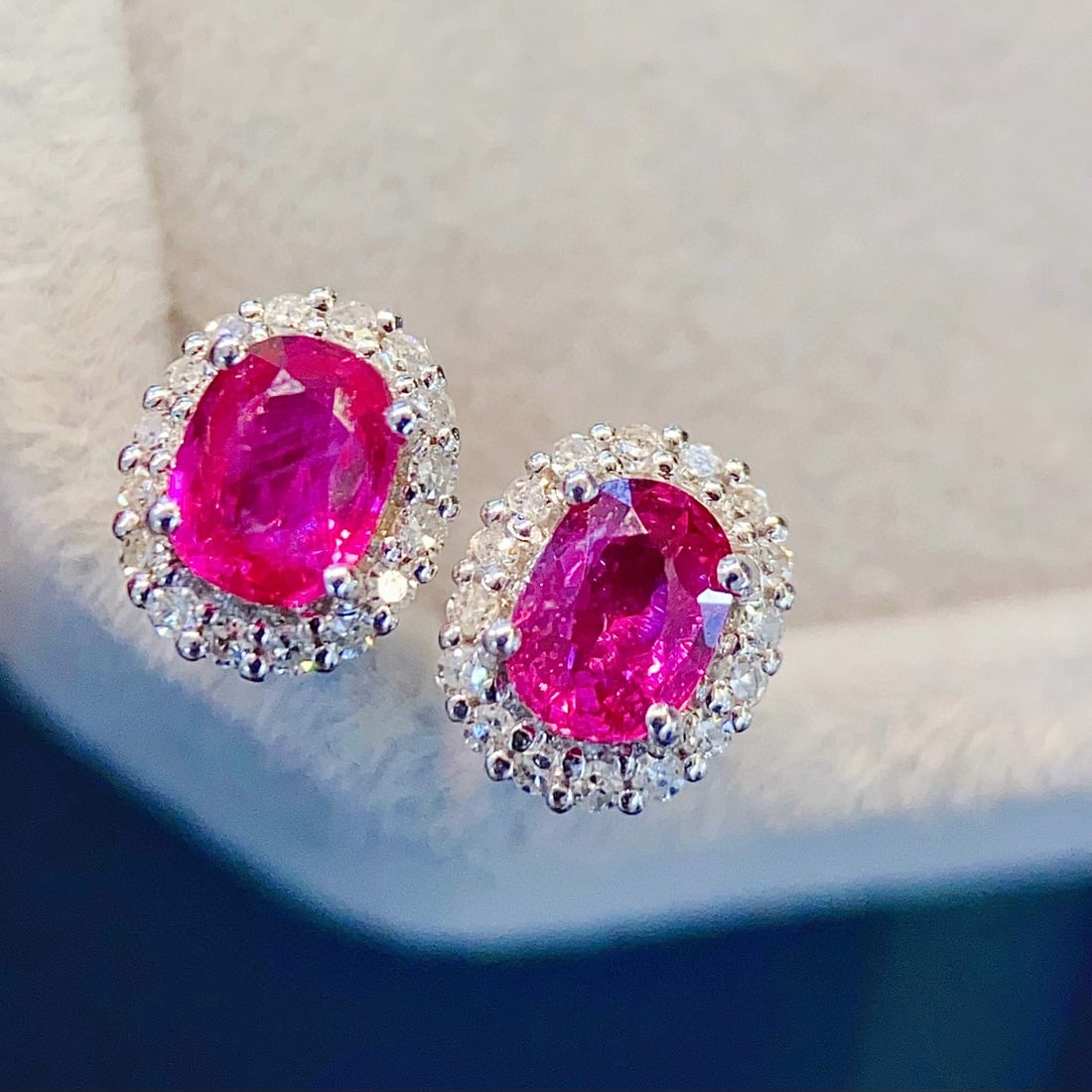 14k Gold 0.9 Ct Natural Ruby & Diamond Earrings - 4