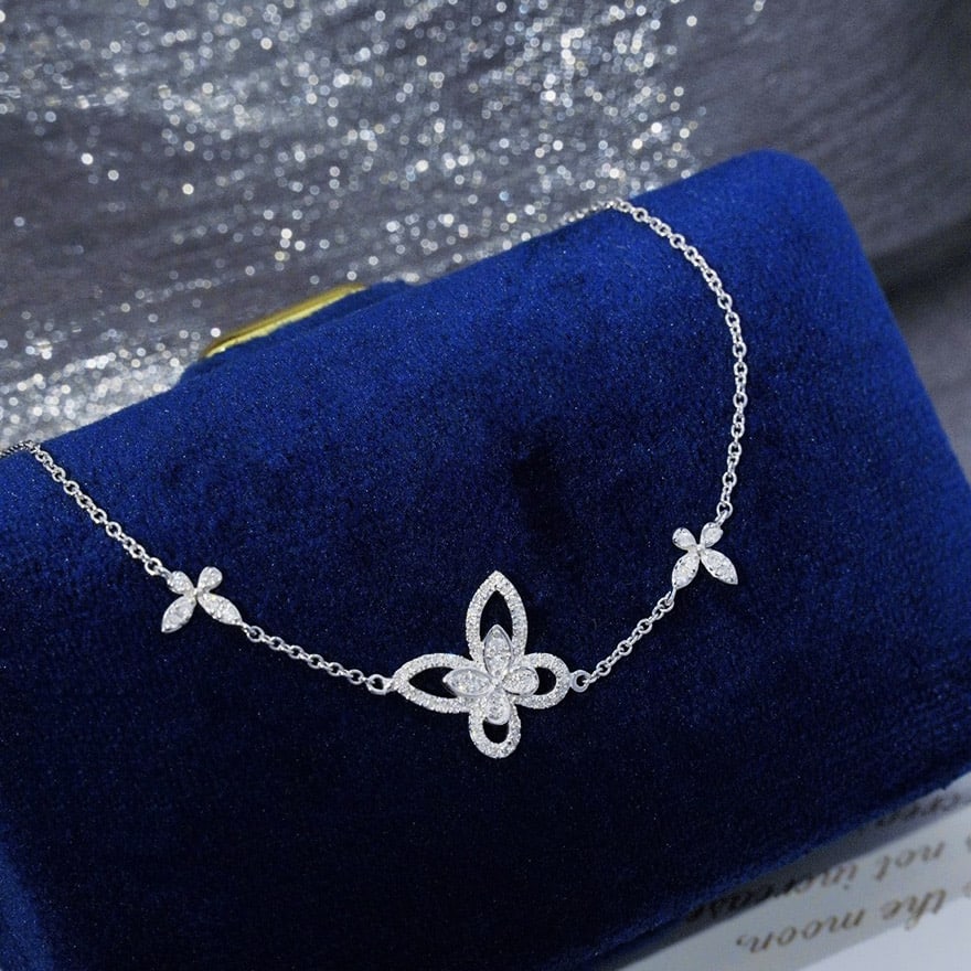 14k Gold 0.47 Ct Natural H Diamond & Butterfly Bracelet: Ref:231034016 // gold content:14k gold // main gemstone:diamond // shape:round // carat weight:0. 47ct // clarity grade:vs-si // color:h // treatment:natural // cut grade:g // Condition: New Low