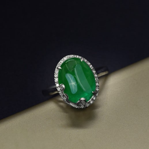 14k Gold 4.27 Ctw Vivid Green Natural Emerald & Diamond Ring - 3