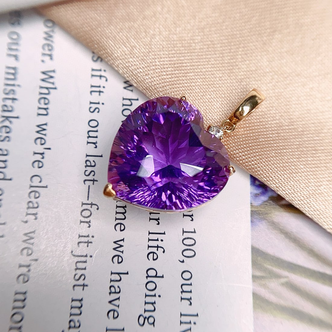 14k Gold 13.50 Ct Natural Amethyst & Sapphire Pendant( Without Chain ) - 2