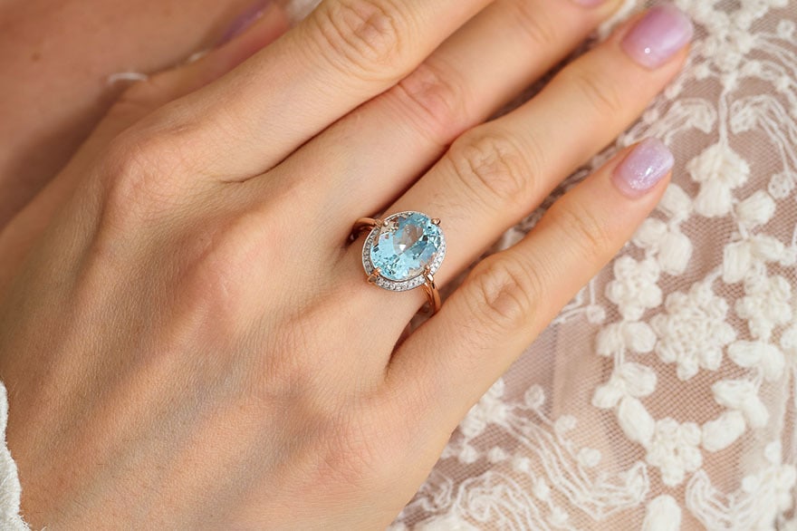 14k Gold 5.0 Ct Natural Aquamarine & Diamond Ring - 7