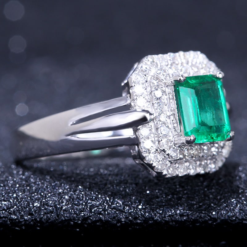 14k Gold 0.99 Ct Natural Emerald & Diamond Ring - 3