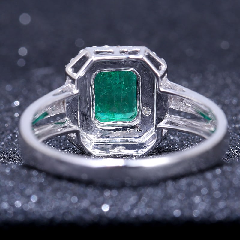 14k Gold 0.99 Ct Natural Emerald & Diamond Ring - 4