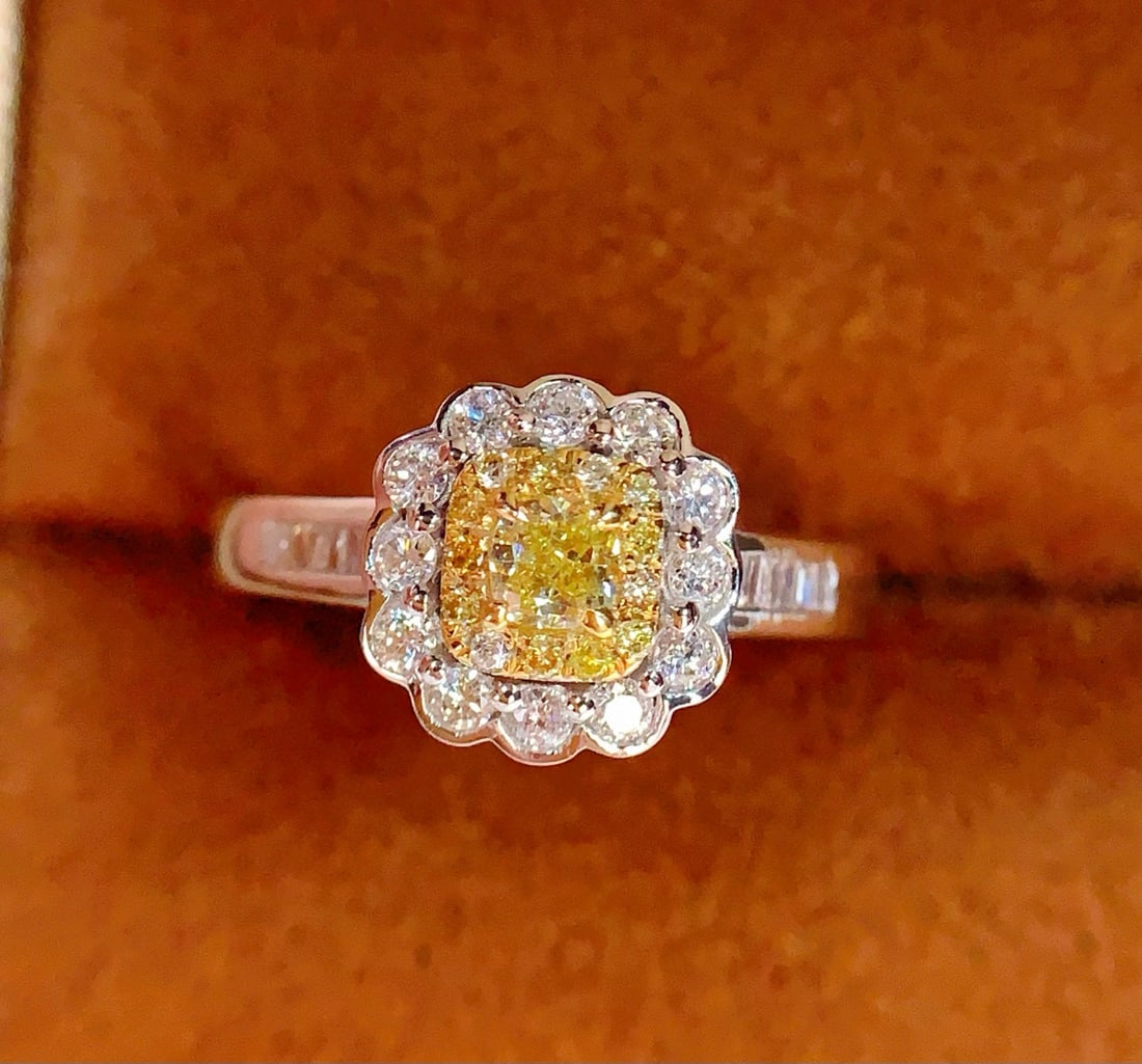 14k Gold 0.3 Ct Natural Yellow Diamond & Diamond Ring - 5