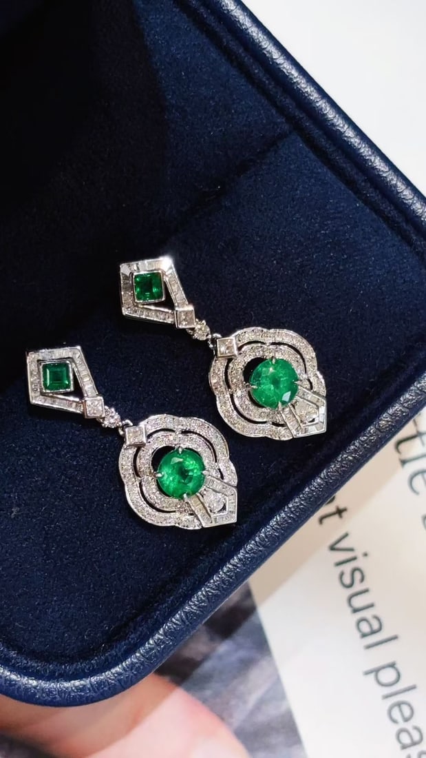 14k Gold 1 Ct Vivid Green Natural Emerald & Diamond Earrings - 4