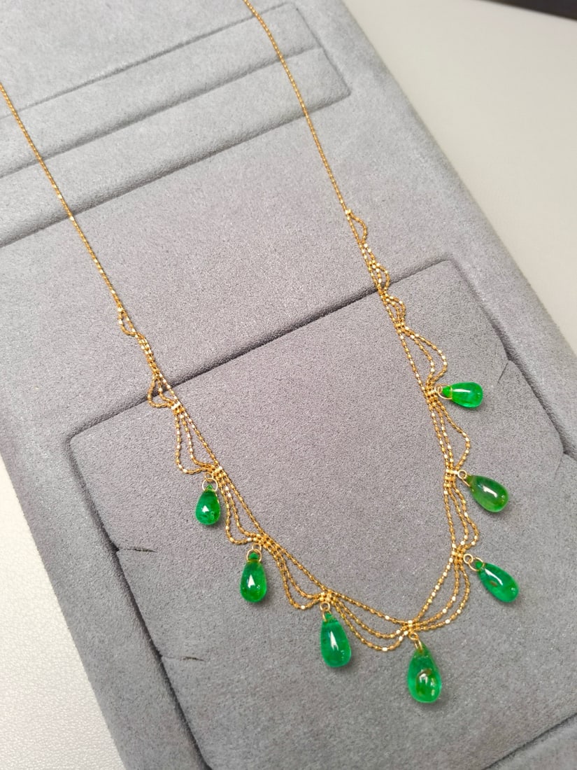 14k Gold 8 Ct Natural Emerald Necklace - 2