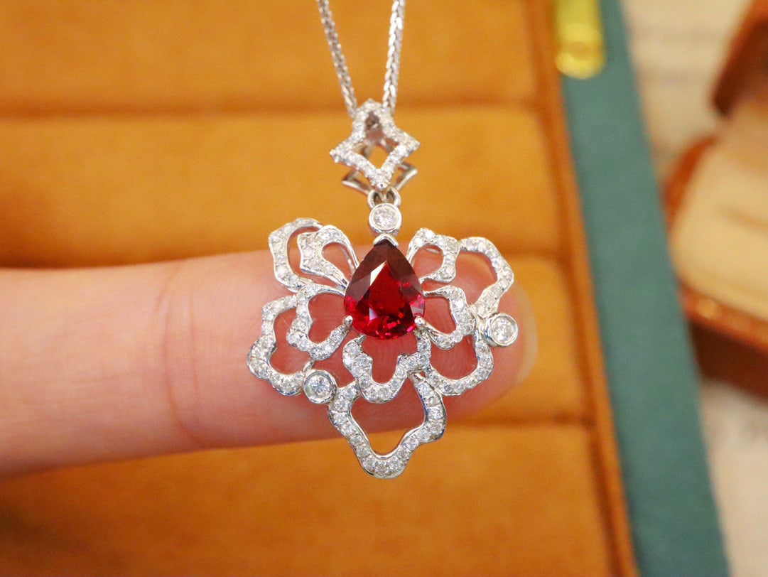 14k Gold 1.54 Ctw Natural Ruby & Diamond Pendant( Without Chain ): Ref:231034195 // gold content:14k gold // main gemstone:ruby // shape:pear // carat weight:1. 16ct // color:pigeonblood red // treatment:natural // // adjacent gemstone 2 : diamond // number of