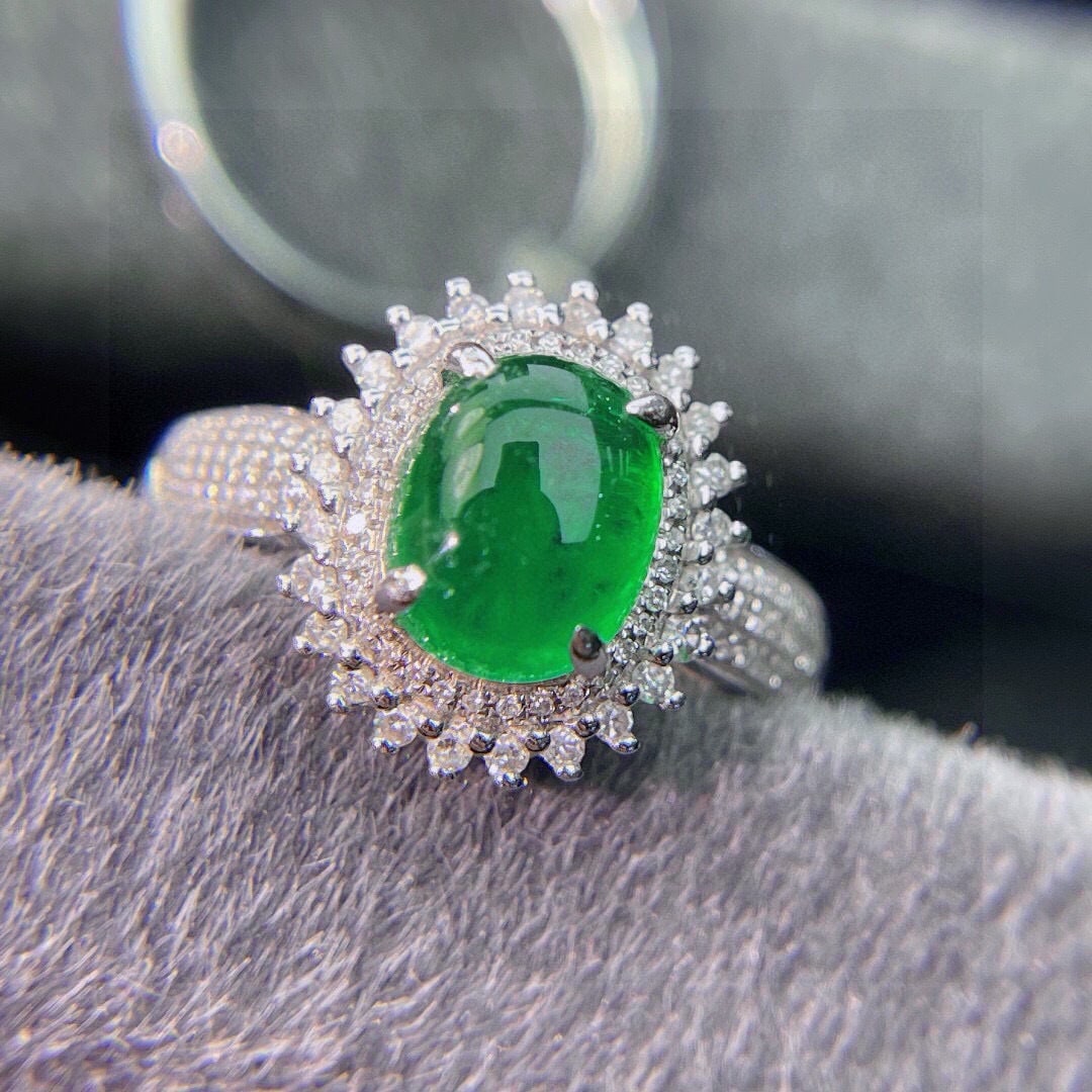 14k Gold 3.98 Ct Vivid Green Natural Emerald & Diamond Ring - 2